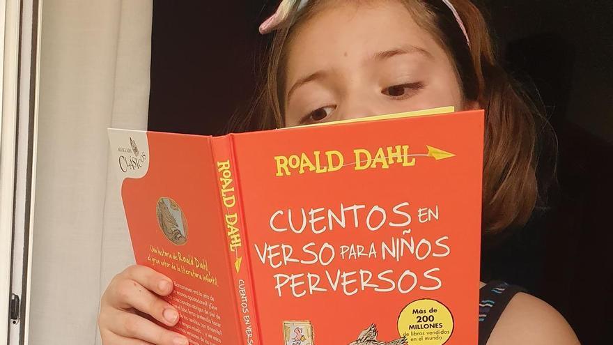 Sin gordas, calvas o mecanógrafas: la revisión de Roald Dahl enciende el debate