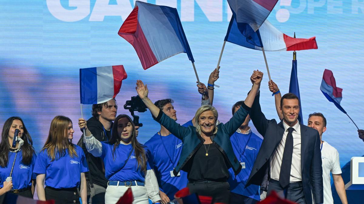 La extrema derecha de Le Pen gana la primera vuelta de las elecciones legislativas en Francia